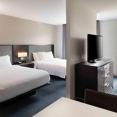 Homewood Suites By Hilton Boston Logan Airport Chelsea Bagian luar foto