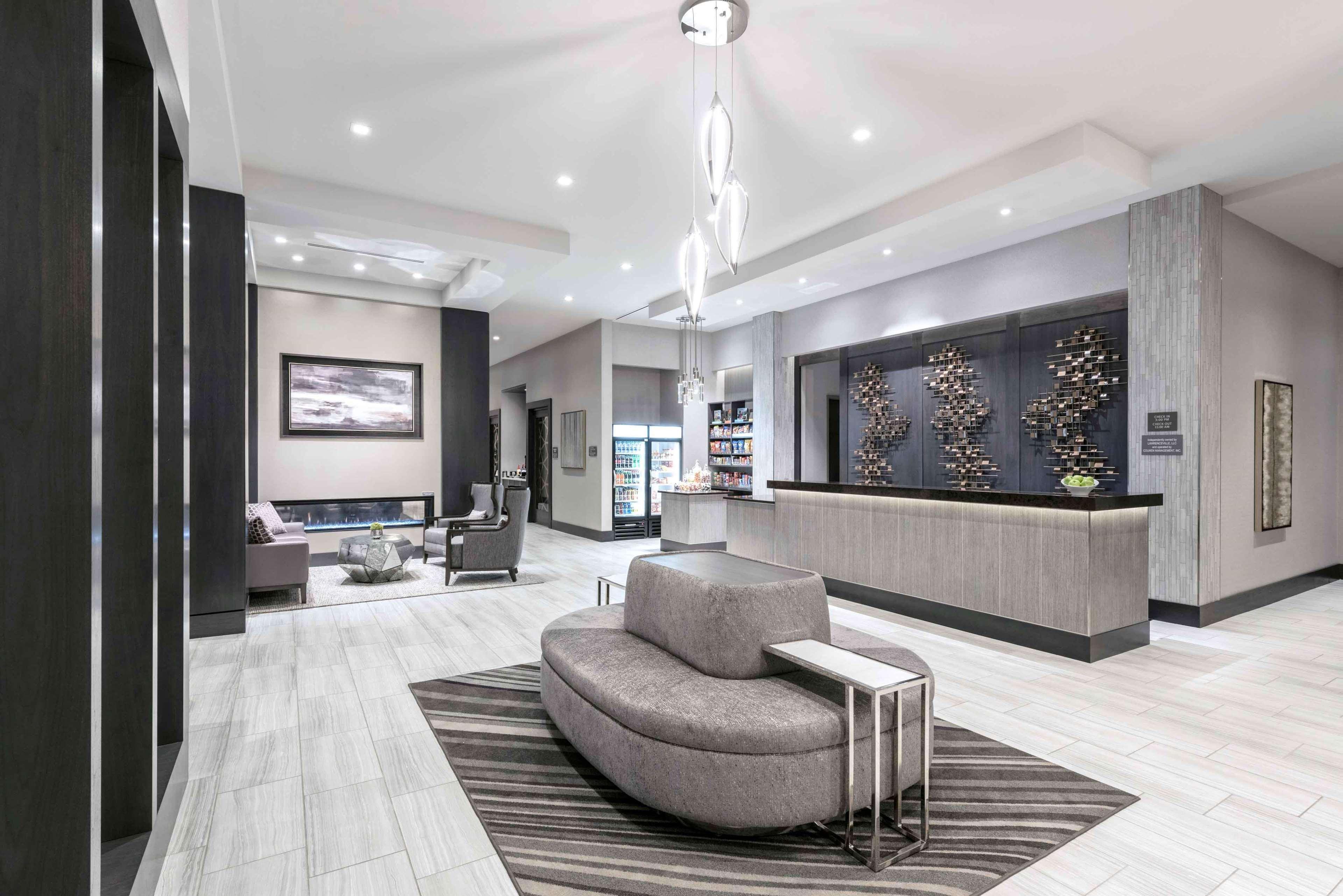 Homewood Suites By Hilton Boston Logan Airport Chelsea Bagian luar foto