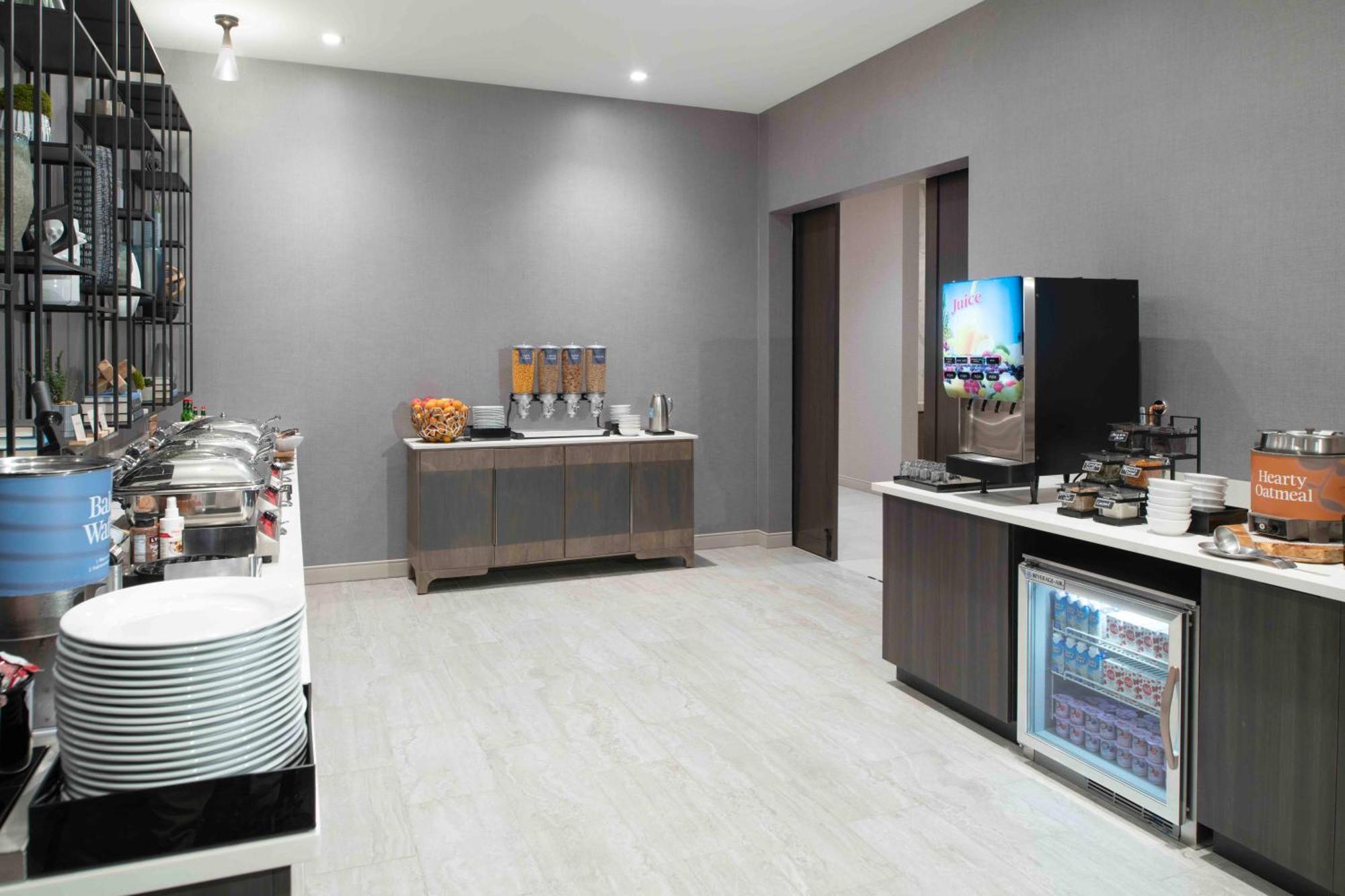 Homewood Suites By Hilton Boston Logan Airport Chelsea Bagian luar foto